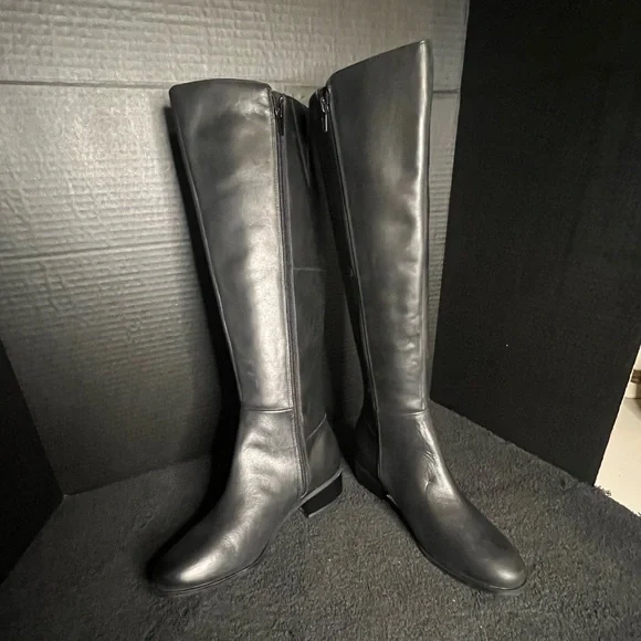 NWOB Rockport Black Leather Evalyn Tall Knee Almond Block Heel Riding Boots 8M - Picture 14 of 16